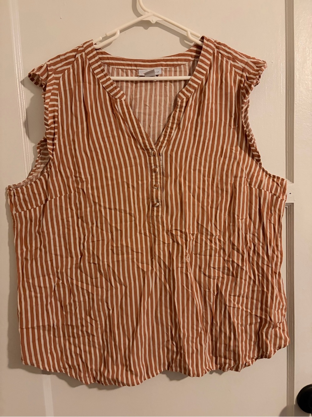 Liz Claiborne Rust and White Striped Sleeveless Button V-Neck Top